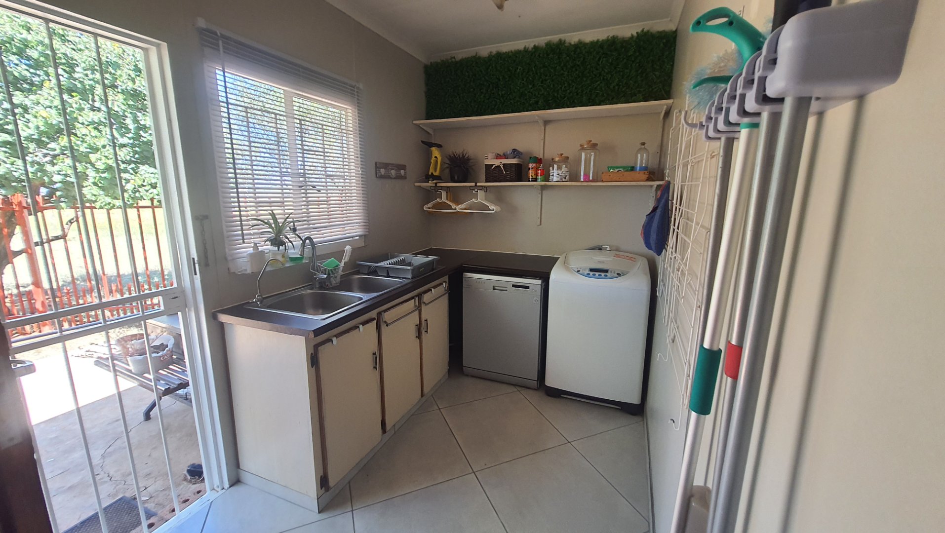 7 Bedroom Property for Sale in Quaggafontein Free State